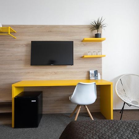 City Hostel Brno Модржице Екстер'єр фото