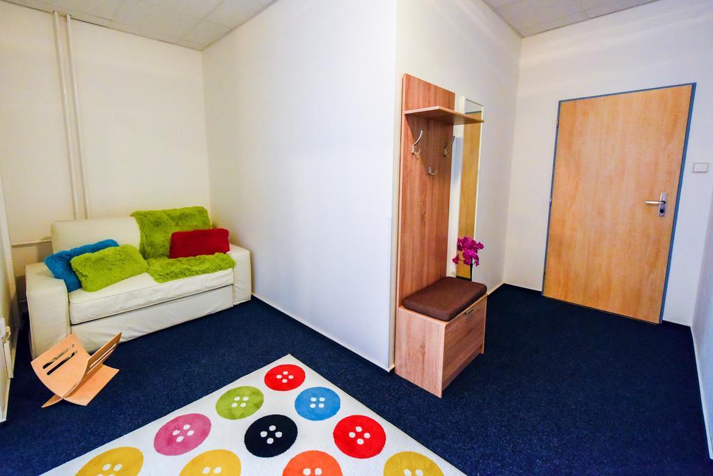 City Hostel Brno Модржице Екстер'єр фото