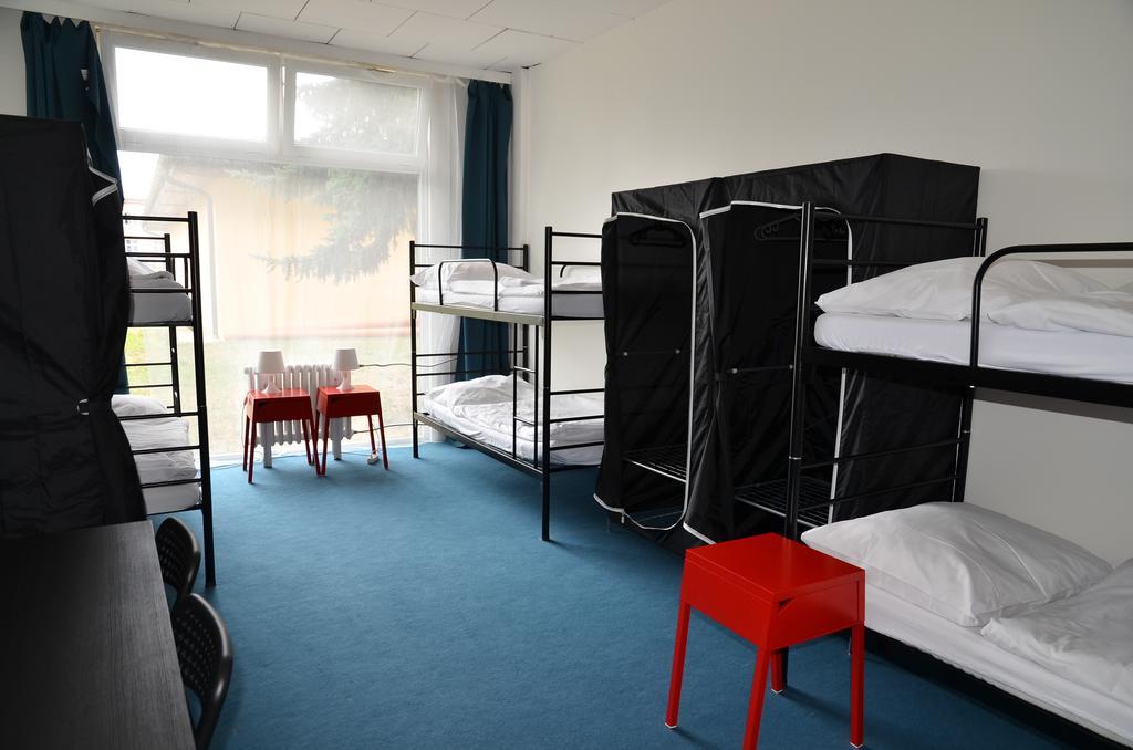 City Hostel Brno Модржице Екстер'єр фото